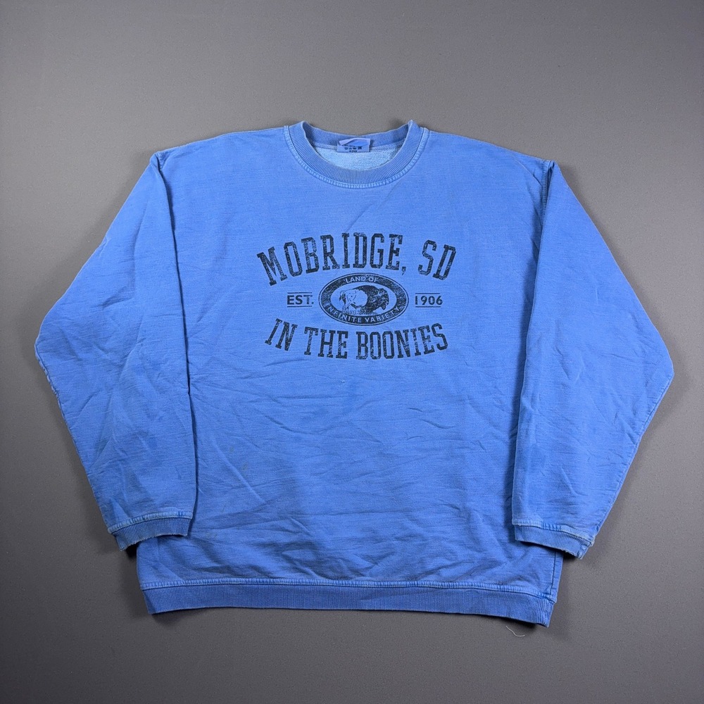 Vintage Mobridge SD In The Boonies Buffalo Graphic Blue Sweatshirt Mens Medium